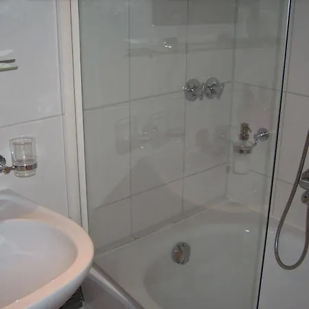 Guest house Eu Centralhotel Im Toennchen